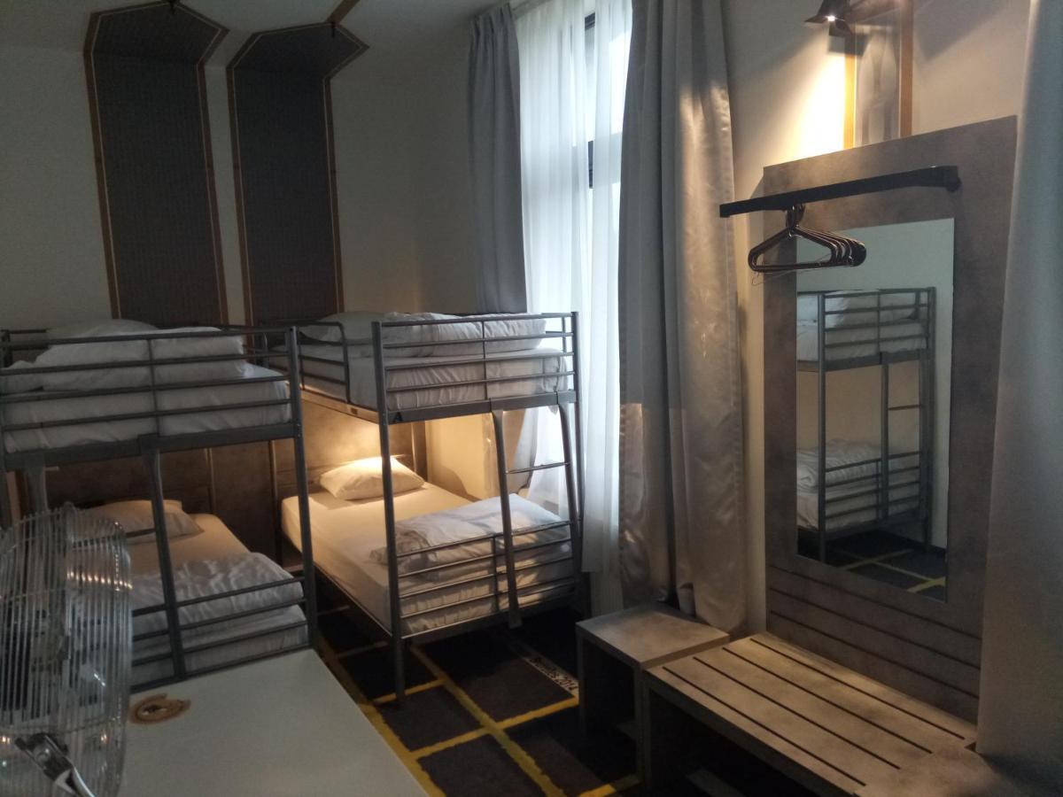 Nekotel Concept Art Hotel Saint-Gilles Екстериор снимка